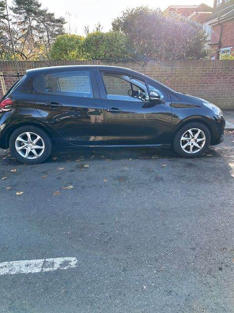 Peugeot, 208, Hatchback, 2017, Manual, 1199 (cc), 5 doors