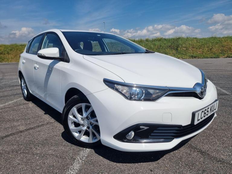 2015 Toyota Auris 1.2 VVT-i Icon Euro 6 (s/s) 5dr HATCHBACK Petrol Manual