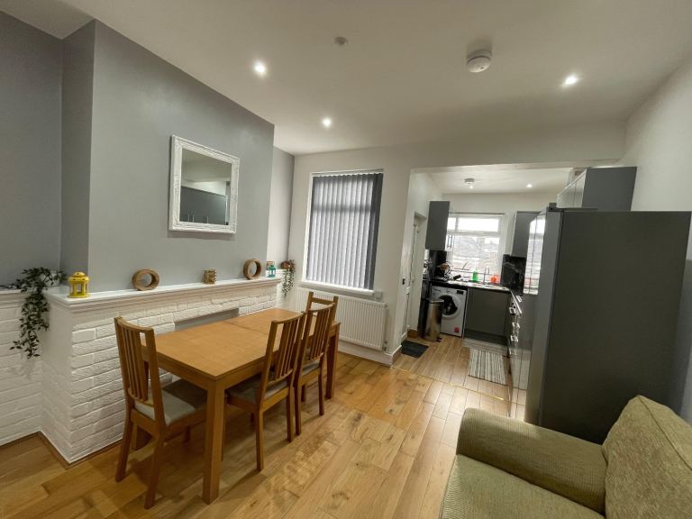 Double room for rent
