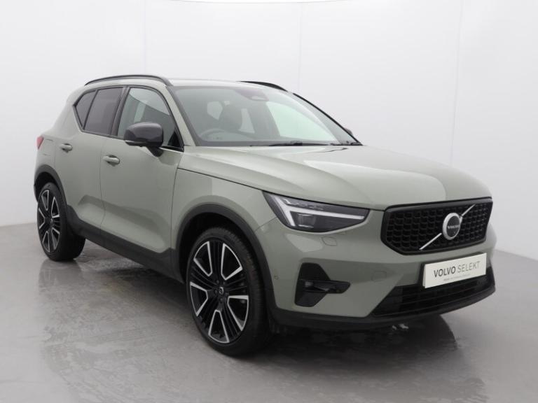 VOLVO XC40 2.0 B3P Ultra Dark 5dr Auto
