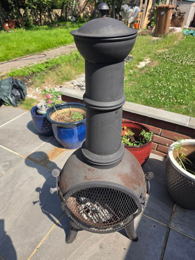 Out door fire chimney/ fire pit