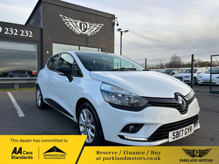 2017 Renault Clio 1.1 Clio Play 5dr Hatchback Petrol Manual