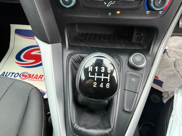 2017 Ford Focus 1.0 EcoBoost 125 Zetec Edition 5dr HATCHBACK PETROL Manual