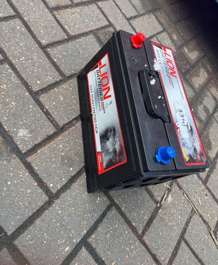 New Lion 334 Car Battery - 3 Year Guarantee