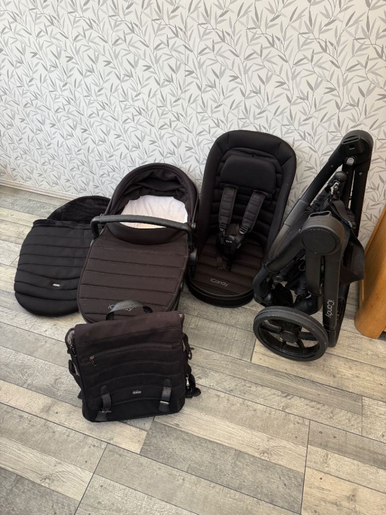 ICandy Peach 7 Pram Pushchair in Jet Black