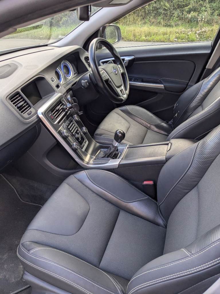 Volvo, V60, Estate, 2011, Manual, 2400 (cc), 5 doors