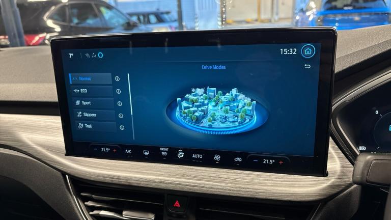 2025 Ford Kuga 2.5 FHEV Active 5dr CVT Hybrid Estate Estate Hybrid Automatic