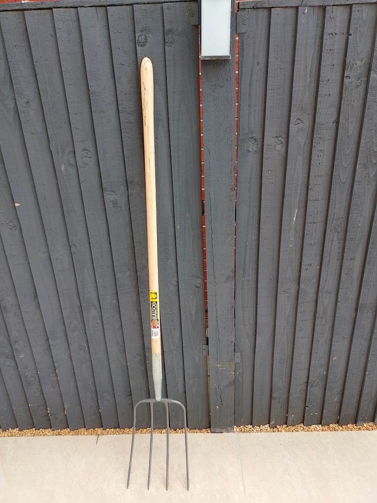 Brand new log handled pitch fork £25