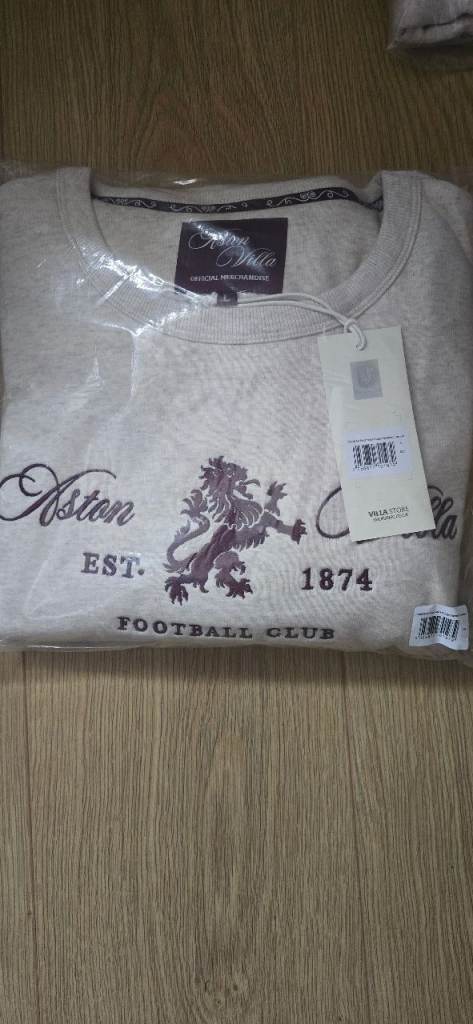 Official Aston  Villa  Sweatshirt 