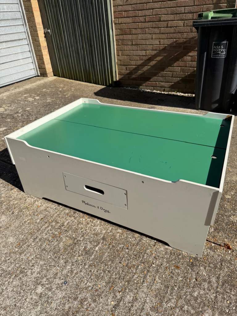 FREE play table 