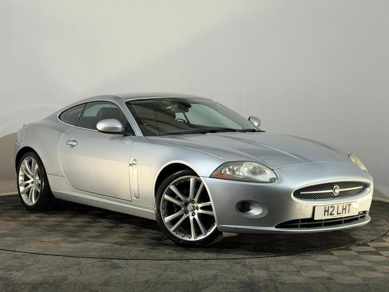 STUNNING 2006 JAGUAR XK 4.2 PETROL V8 AUTOMATIC COUPE 300 BHP EXCELLENT VALUE
