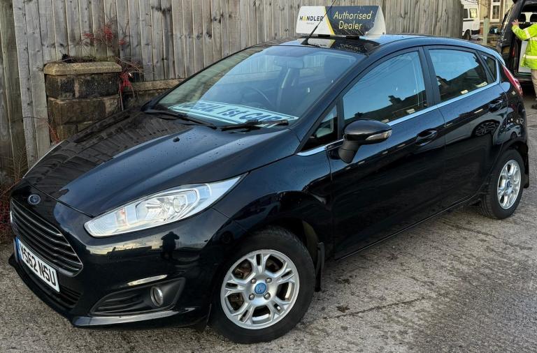 2013 Ford Fiesta 1.6 TDCi ECOnetic Zetec Euro 5 (s/s) 5dr HATCHBACK Diesel Manual