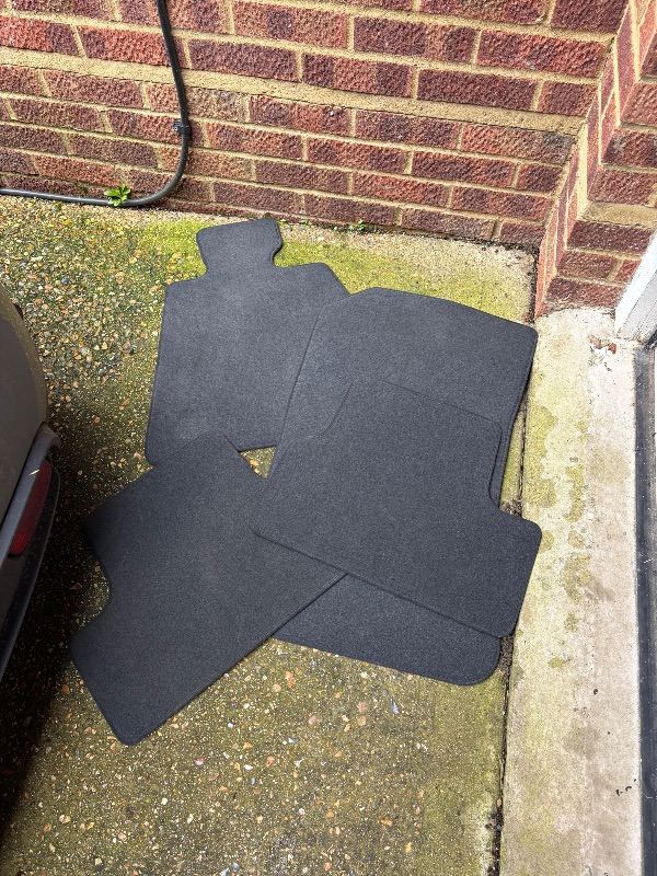 BMW i4 car mats