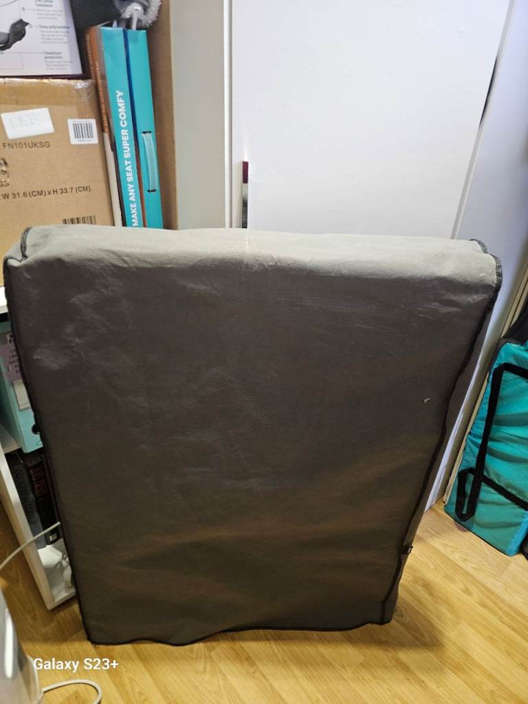 Folding guest beds x2