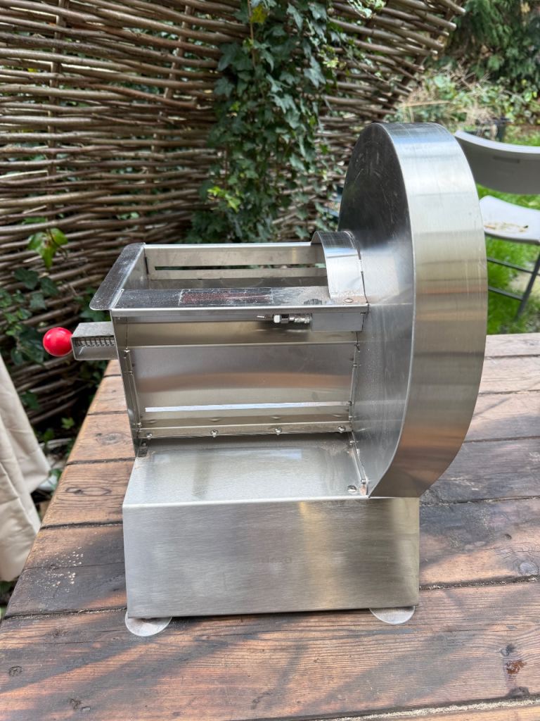 Stainless steel slicer (used once)