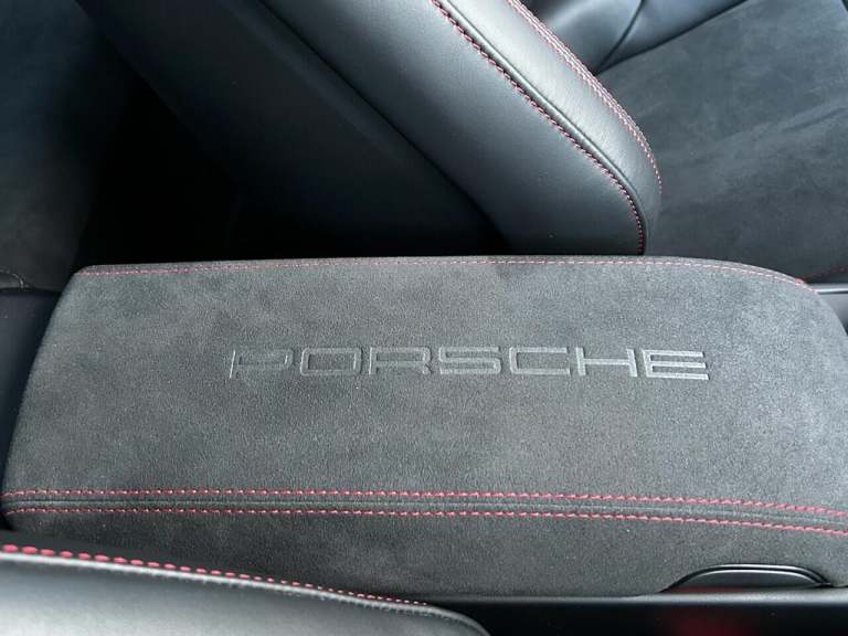 2024 Porsche 911 GTS 2dr PDK COUPE PETROL Automatic