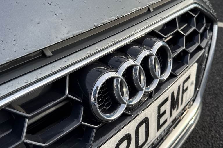 2020 Audi A4 2.0 TFSI 35 S line S Tronic Euro 6 (s/s) 4dr Saloon PETROL Automatic