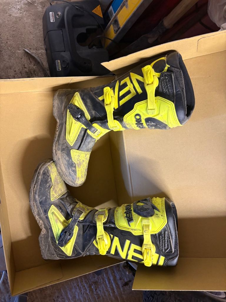 O'Neal Motocross Boots – Black and Yellow