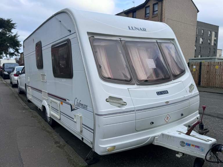 Hello for sale my Caravan Lunar Clubman 475-2 CK 2005