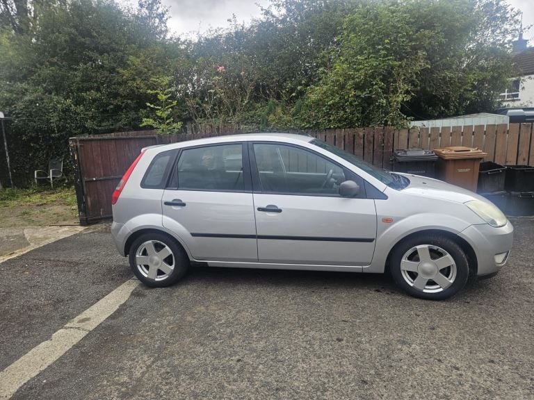 Ford, FIESTA Zetec, Hatchback, 2005, Manual, 1388 (cc), 5 doors