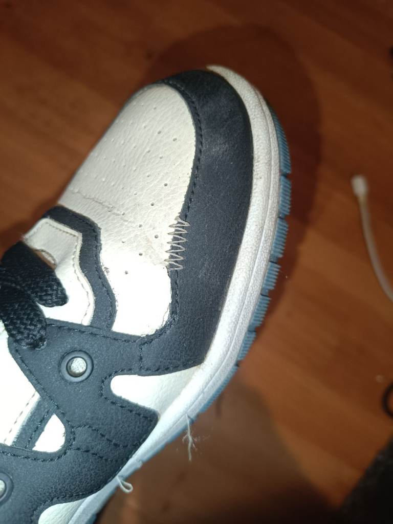 Sneakers – Almost New | Only £10! 