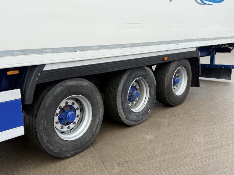 MONTRACON TWIN EVAP FRIDGE TRAILER 