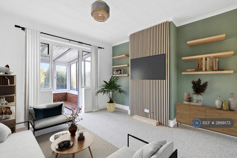 3 bedroom house in Ragged Hall Lane, St Albans, AL2 (3 bed) (#2868173)