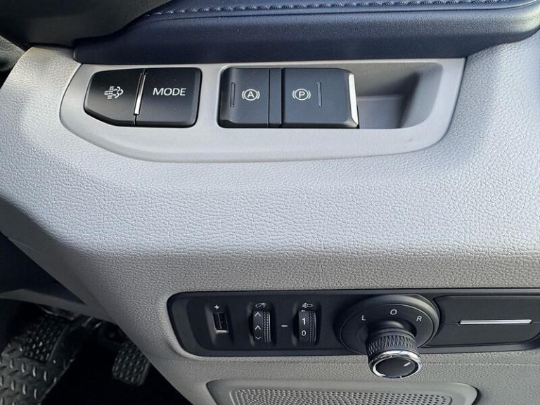  Maxus Deliver 9 Base Lxh L3 H3 High Roof Panel Van with Car Play, Reverse Camera, Aircon Panel V...