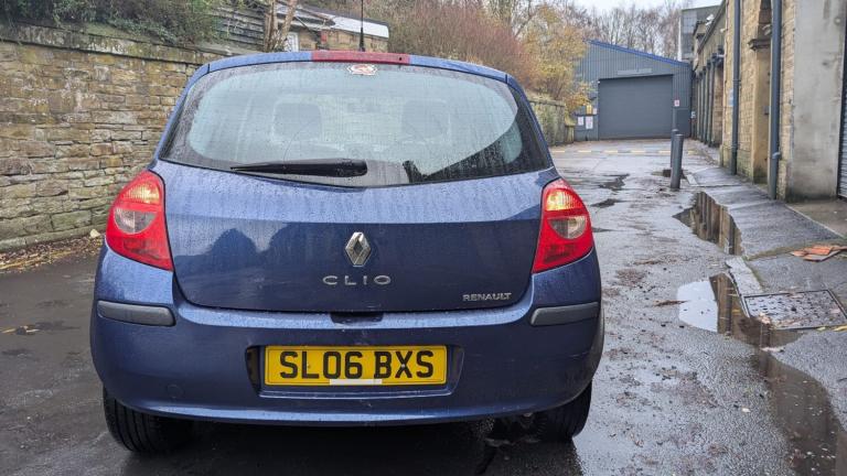 2006 Renault Clio 1.5 dCi 86 Dynamique 5dr HATCHBACK Diesel Manual
