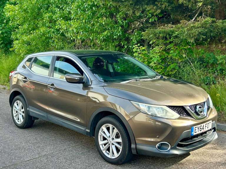 2014 Nissan Qashqai 1.2 DiG-T Acenta [Smart Vision Pack] 5dr Xtronic HATCHBACK Petrol Automatic