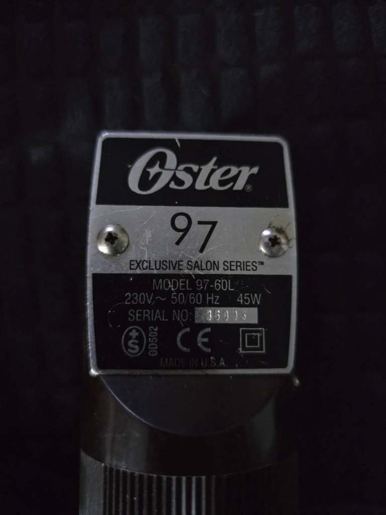 OSTER 97 CLIPPER PROFESSIONAL HEAVY DUTY UK PLUG - high end