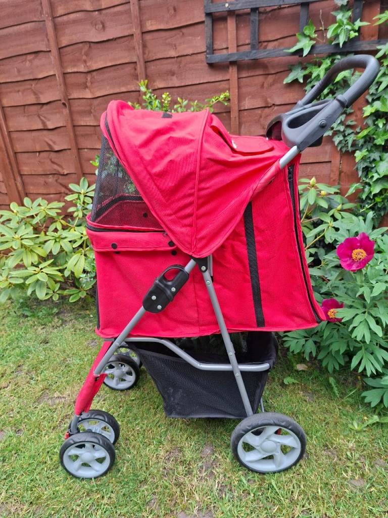 Pet Buggy, Dog or Cat Stroller, Encloses, leads, Shopping