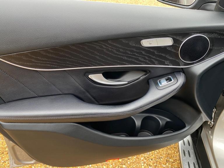 2020 Mercedes-Benz GLC 2.0 GLC300d AMG Line (Premium) G-Tronic+ 4MATIC Euro 6 (s/s) 5dr ESTATE Di...