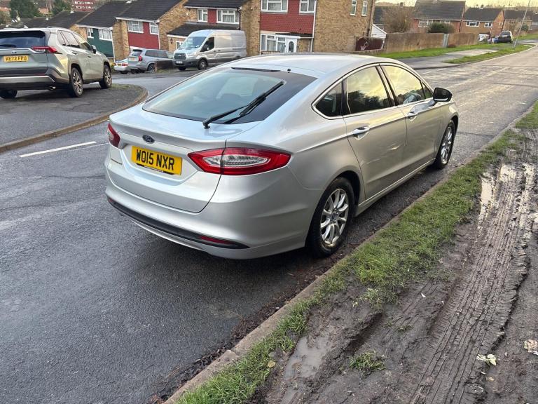 2015 Ford Mondeo 2.0 TDCi ECOnetic Zetec Euro 6 (s/s) 5dr Diesel