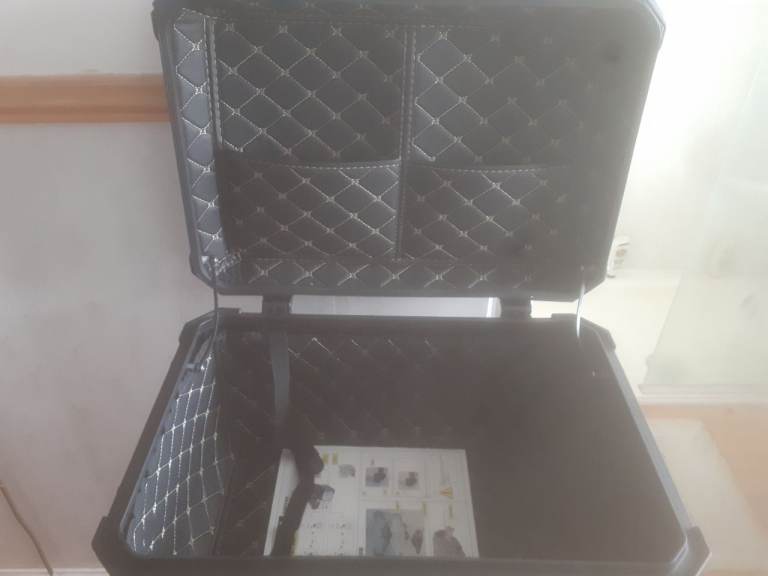 Alliminium givi box