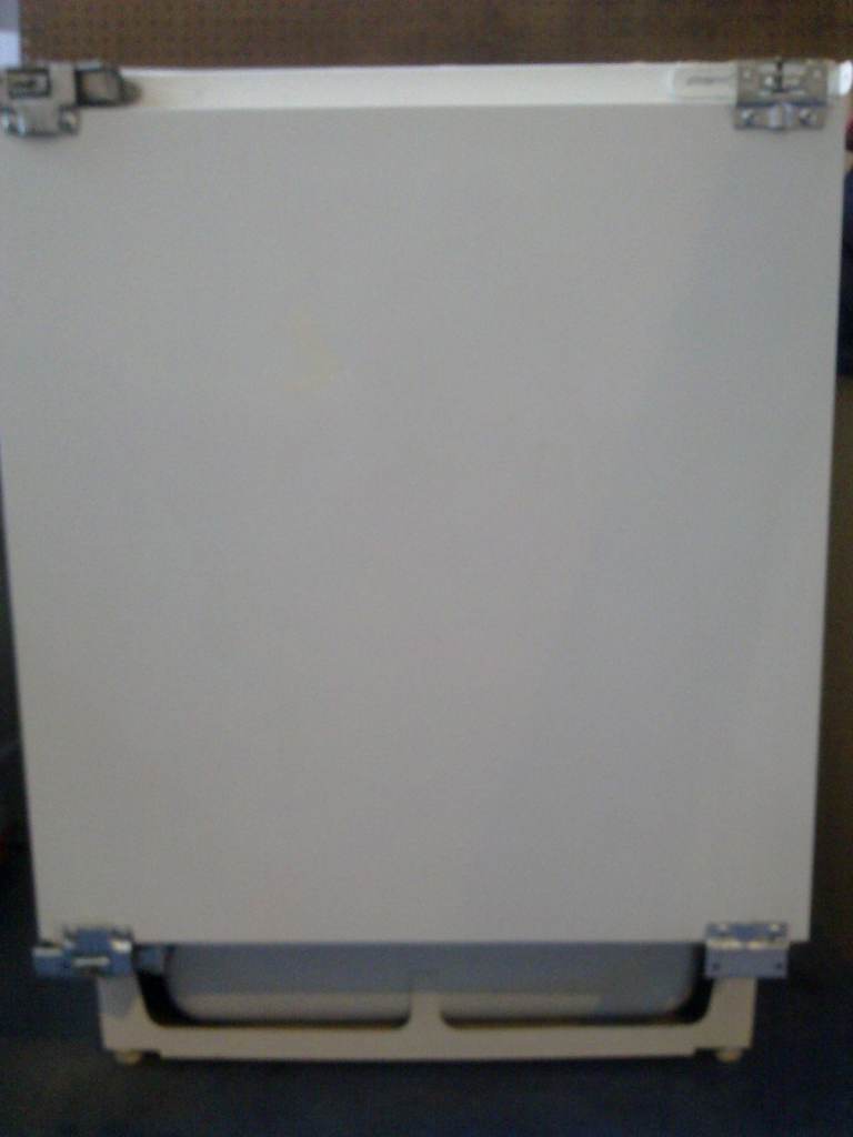 Integrated Fridge with Ice box (Smeg)