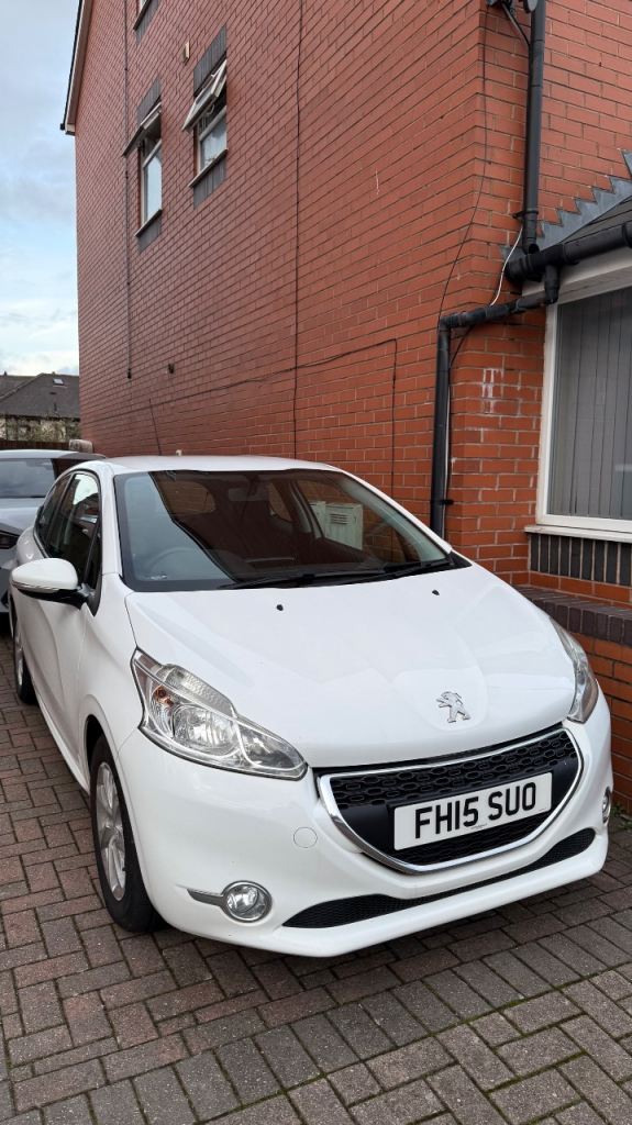 Peugeot 208 Active 1.2 VTi PureTech (2015) – £20 Tax | Long MOT | Low Mileage