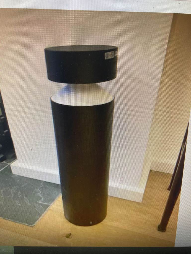 GARDEN/PATHWAY  BOLLARD  LIGHT LED