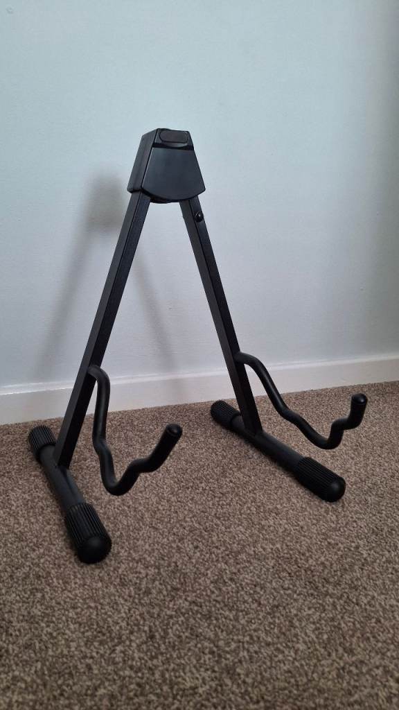 Guitar Stand
