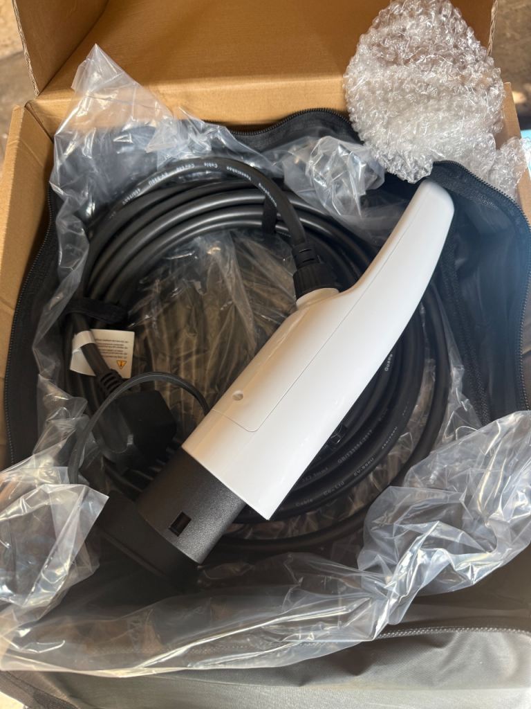 Ev car charger type 2 uk plug new 
