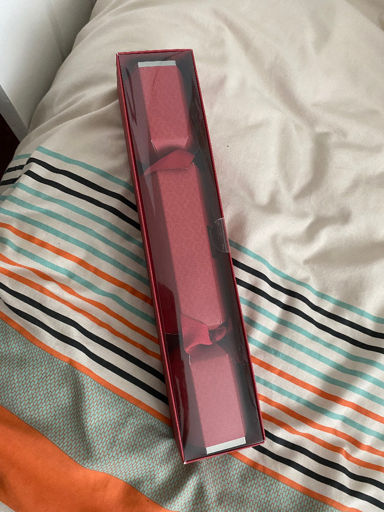 image for Molten brown Christmas cracker gift set new