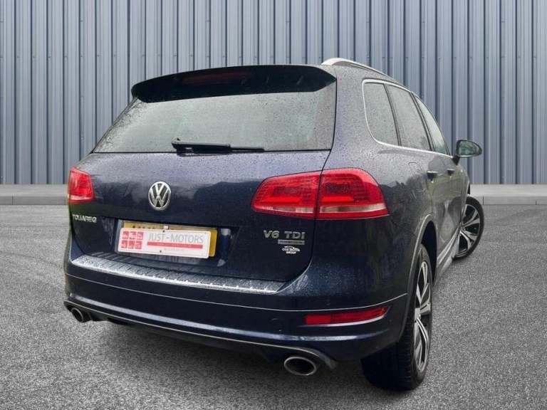 2014 Volkswagen Touareg 3.0 TDI V6 BlueMotion Tech R-Line Tiptronic 4WD Euro 5 (s/s) 5dr ESTATE D...
