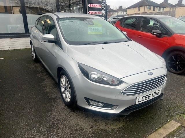 Ford Focus TITANIUM