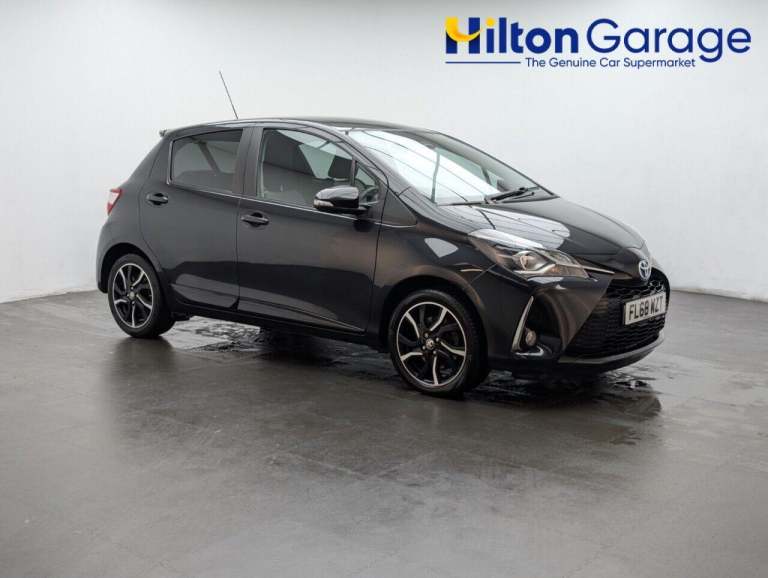 2019 Toyota Yaris 1.5 VVT-h Design Hatchback 5dr Petrol Hybrid E-CVT Euro 6 (s/s) (100 ps) RE HAT...