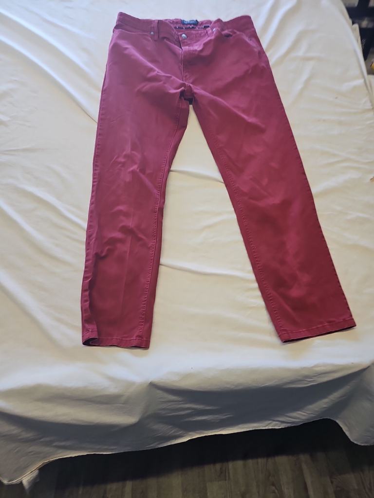 Blue Harbour Luxury Tapered Leg Chinos in Burgundy 38 31 Z902