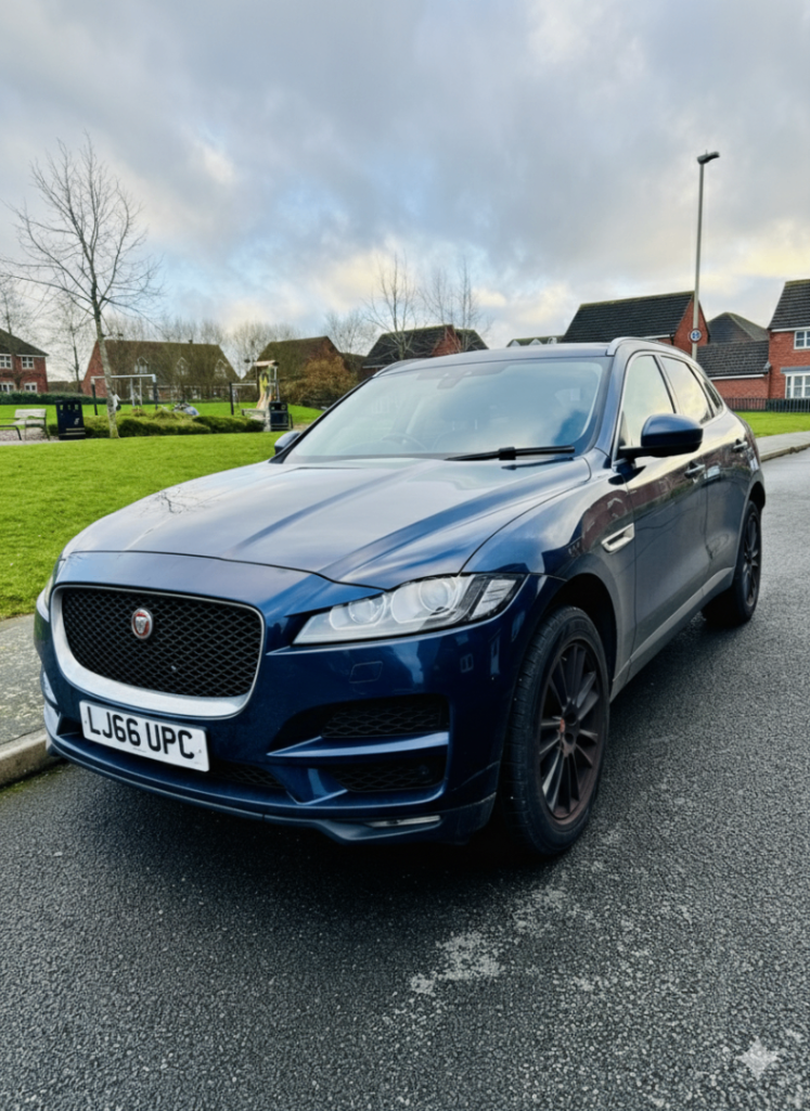 Jaguar, F-PACE, Estate, 2016, Other, 1999 (cc), 5 doors