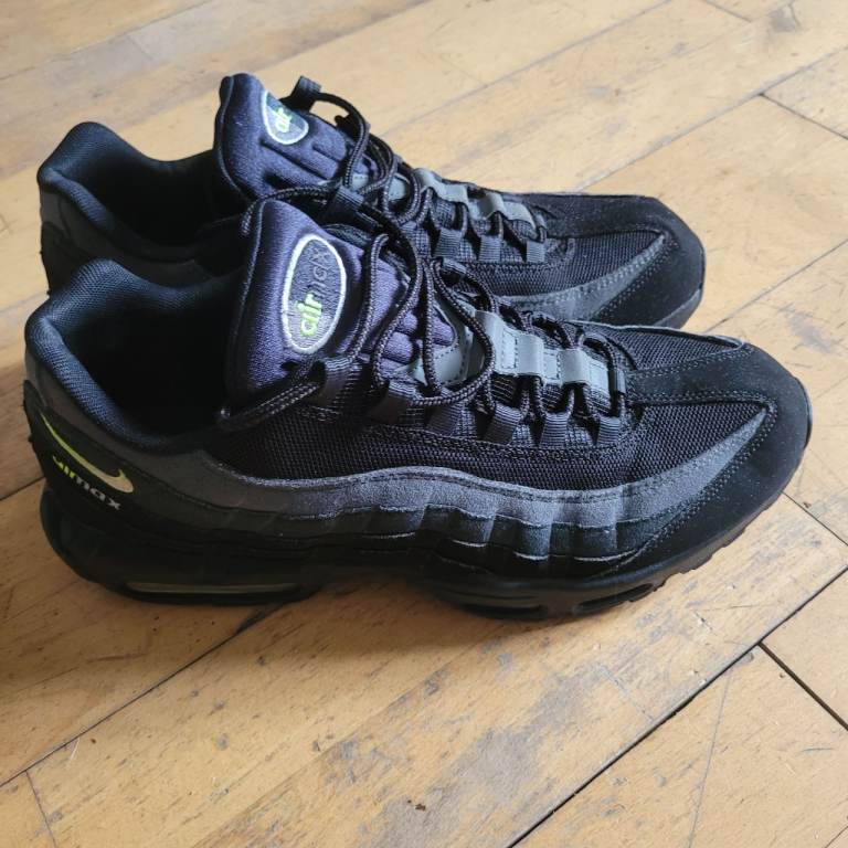 Nike Air Max 95s Black Neon Green UK 11