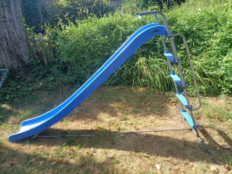 Children's outdoor slide - FREE to collect