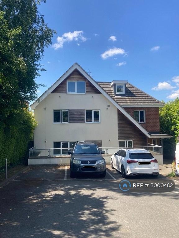 1 bedroom flat in Great North Road, New Barnet, Barnet, EN5 (1 bed) (#3000482)