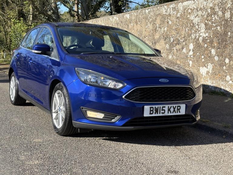 FORD FOCUS 1.0 T EcoBoost Zetec Blue Manual Petrol 2015 Low Miles